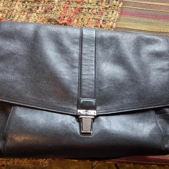 TUMI work bag. Black leather USED in Very good condition - Picture 5 of 5